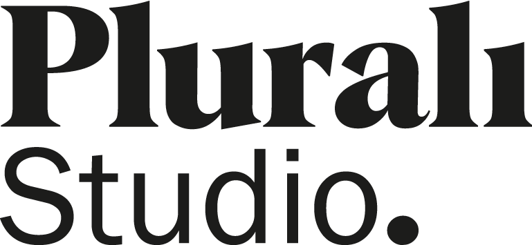 Logotipo Plurali Studio